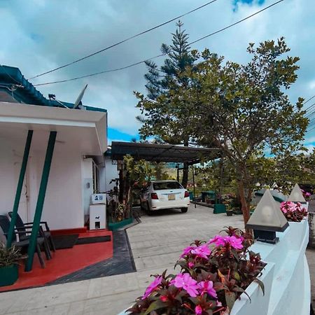 Kpl Holiday Homes ハットン エクステリア 写真